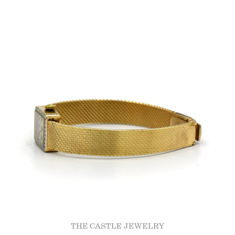 The mesh bracelet in profile