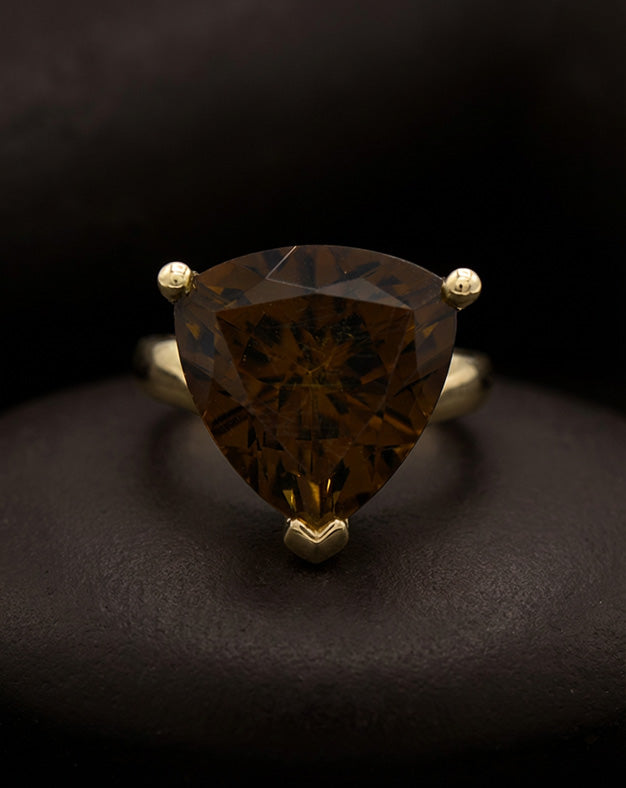 Large Trillion Cut Smokey Quartz Ring in 14k Yellow Gold — lifestyle photography