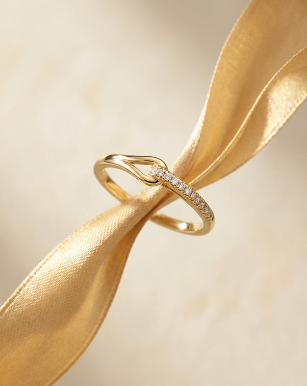 Diamond-Accented Delicate Ribbon Band with Looped Keyhole Detail in 10k Yellow Gold