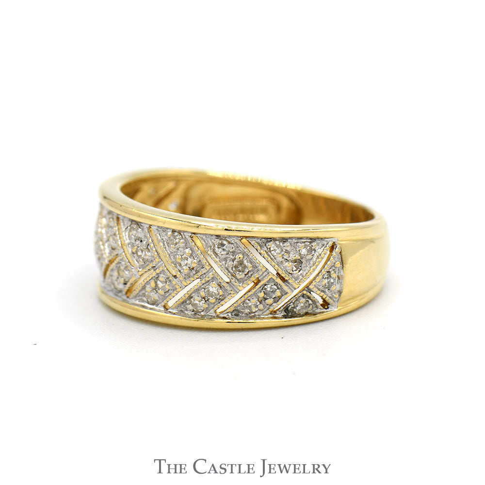 Round Diamond Cluster Arrow Designed Ring in 14k Yellow Gold