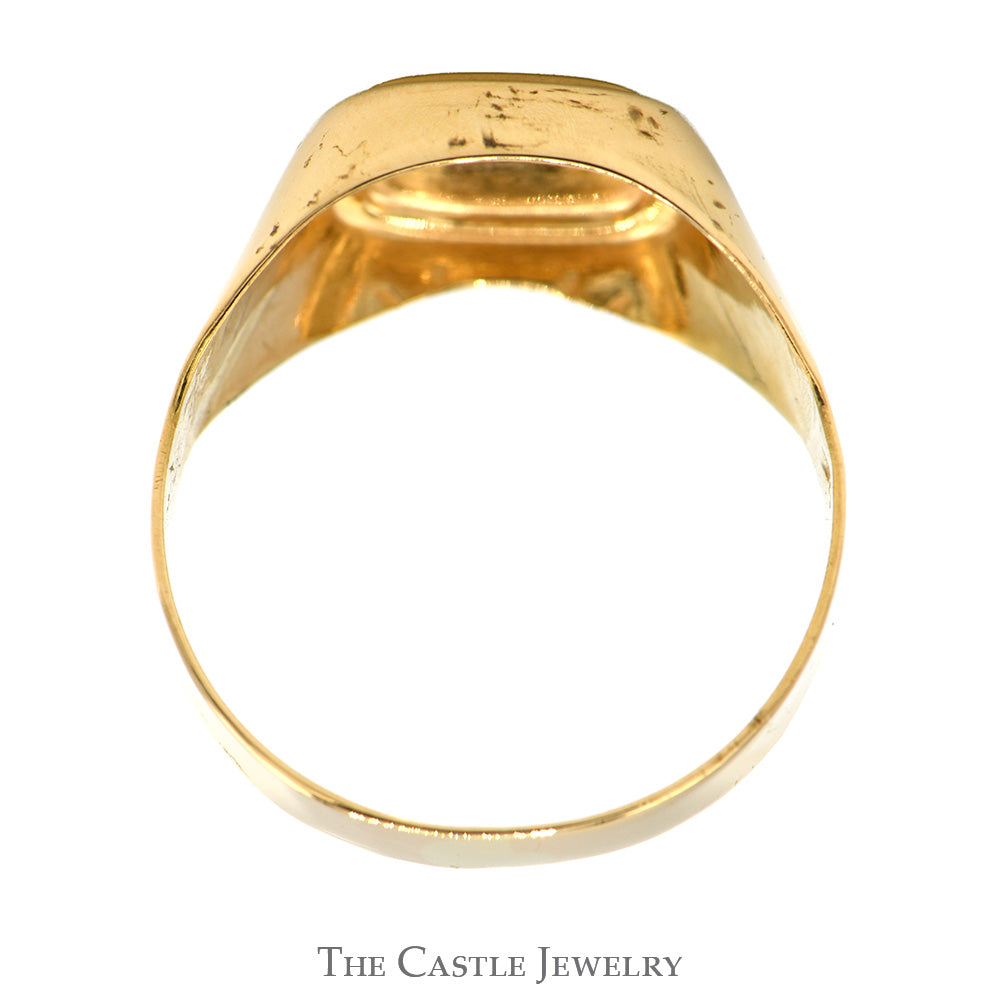 Ridged Textured Signet Ring in 18k Yellow Gold