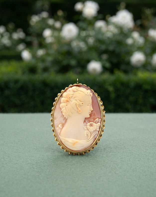 Oval Portrait Cameo Pin with Ribbon Designed Bezel in 14k Yellow Gold