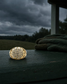 1/4cttw Domed Kentucky Cluster Ring with Open Filigree Sides in 10k Yellow Gold