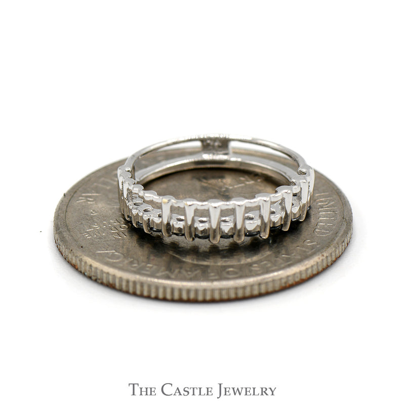 1/4cttw Blue Diamond Journey Circle Pendant in 14k White Gold