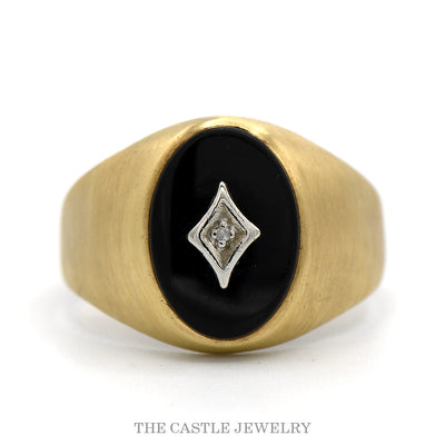 10k yellow gold men’s oval black onyx ring with diamond accent — top view