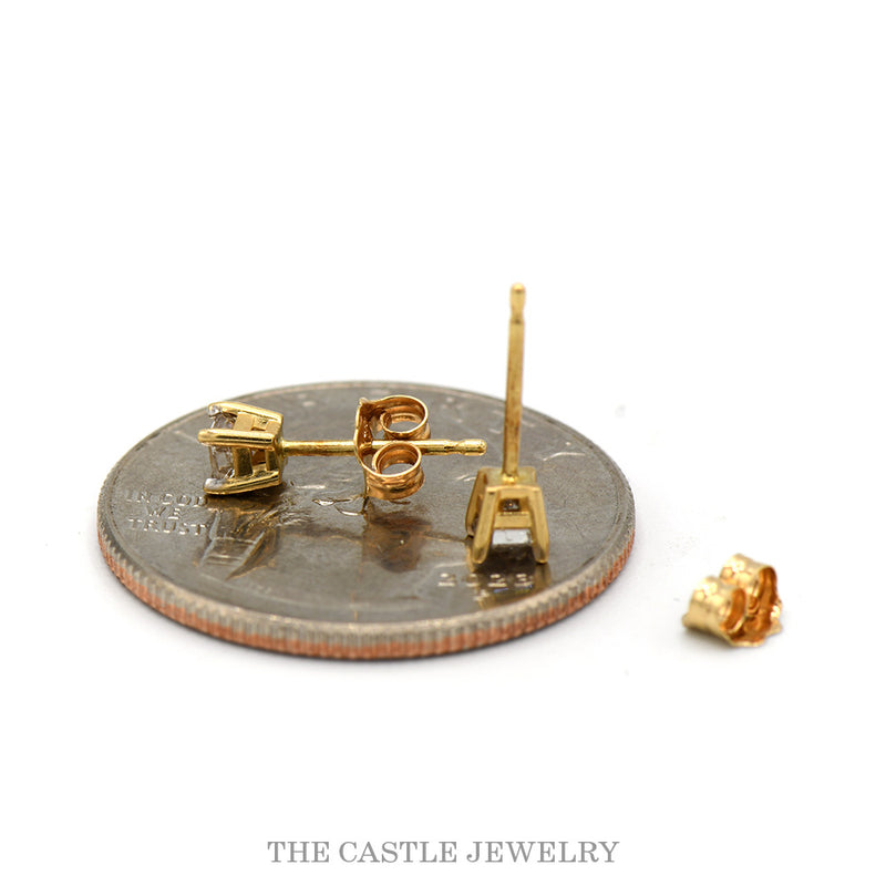 .20cttw Princess Cut Diamond Stud Earrings in 14k Yellow Gold
