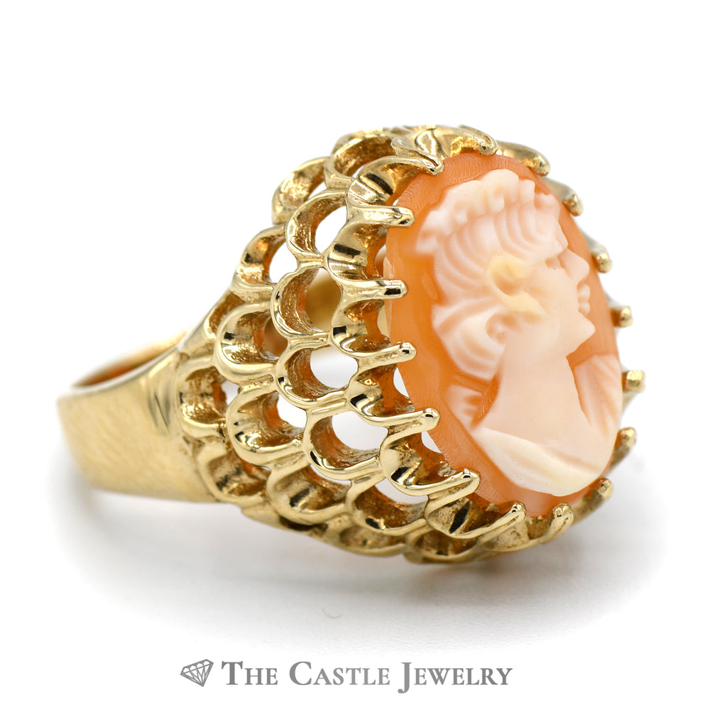 Oval Shaped Cameo Ring in 10k Yellow Gold Scalloped Mounting